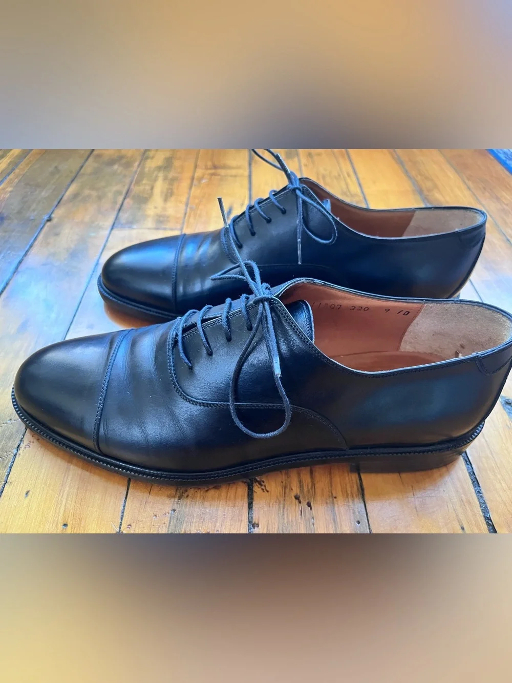 Salvatore Ferragamo Black Leather Cap-Toe Oxfords